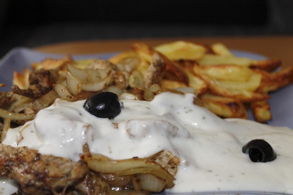 Olive Meat Sauce French Food Eat Zaziki Gyros Olive Meat Sauce French Food Eat Zaziki Gyros