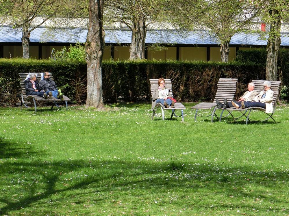 Pensioners Park Relax Green Grass Landscape Pensioners Park Relax Green Grass Landscape