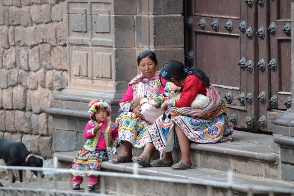 Peru Colorful Women Peru Colorful Women