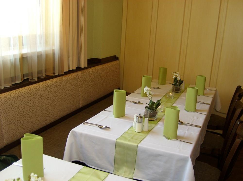 Restaurant Cover Eat Green White Restaurant Cover Eat Green White