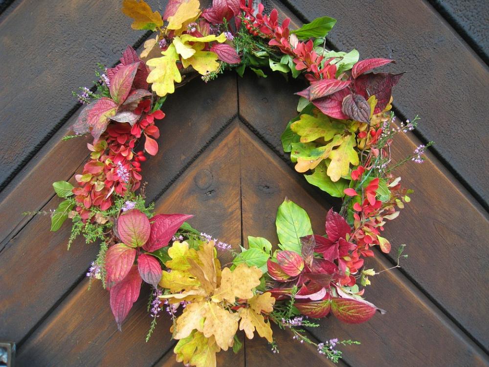 Rim Autumn Leaves Colors Door Arrangement Rim Autumn Leaves Colors Door Arrangement