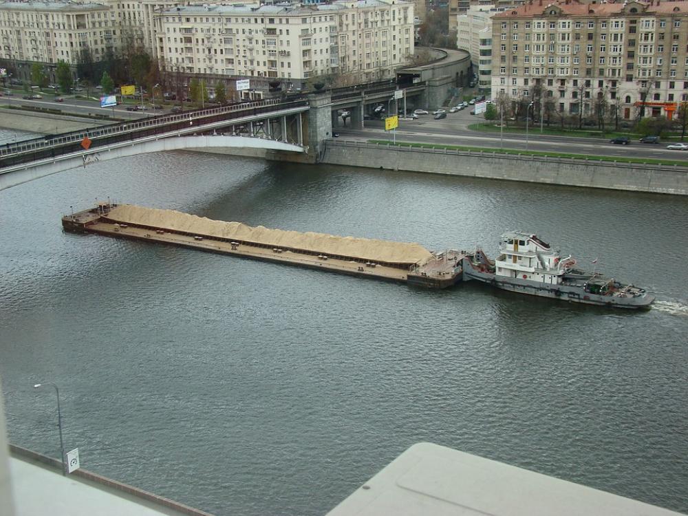 River Quay The Moscow River Barge Bridge River Quay The Moscow River Barge Bridge