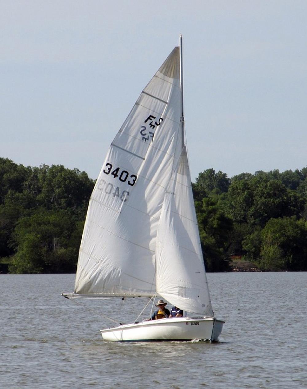 sailboat finder