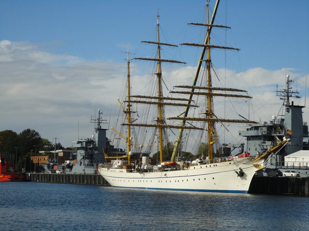 Sailing Vessel Sail Training Ship Gorch Fock Sailing Vessel Sail Training Ship Gorch Fock
