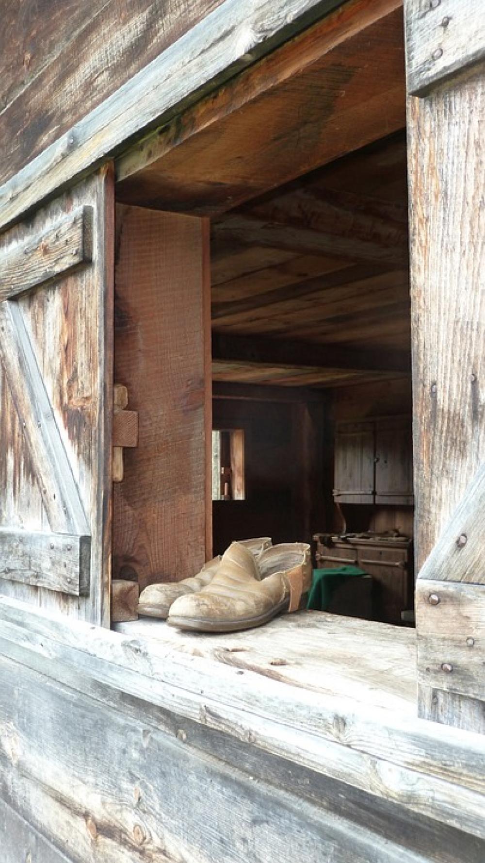 Shoes Window Rustic Vintage Architecture Wooden Shoes Window Rustic Vintage Architecture Wooden