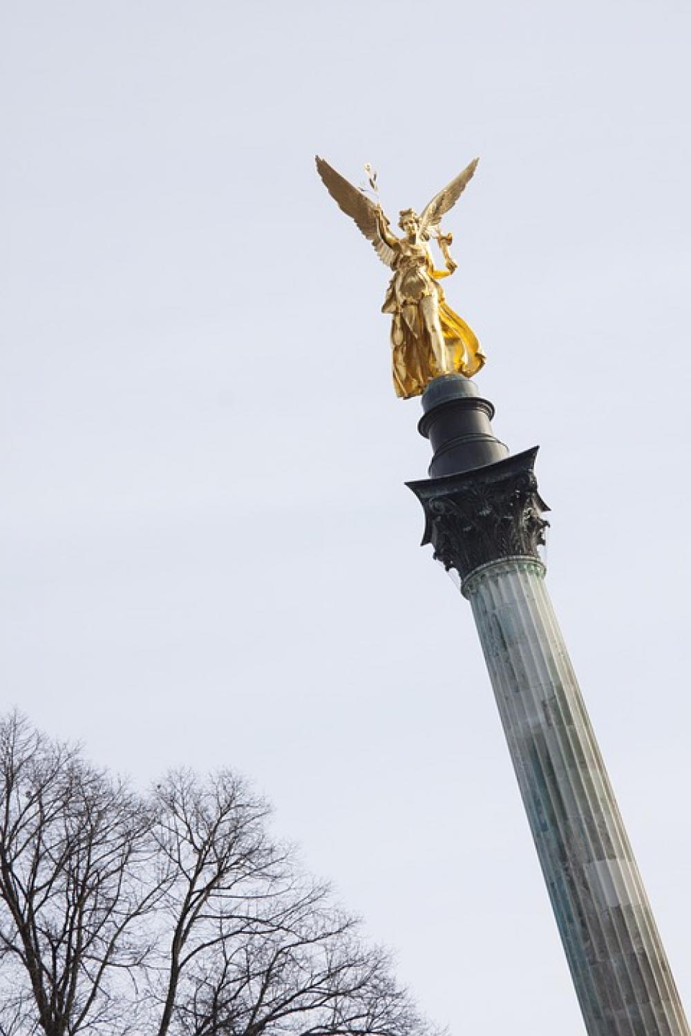 Statue Angel Gold Gilded Leaf Gilded Bronze Wing Statue Angel Gold Gilded Leaf Gilded Bronze Wing