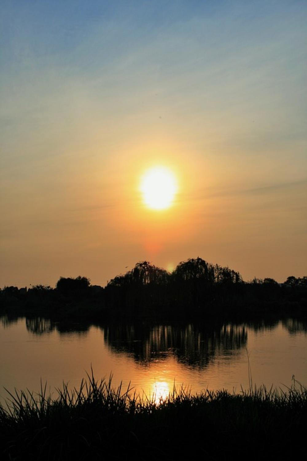 Sunset Over Pond Pond Water Sunset Sun Reflection Sunset Over Pond Pond Water Sunset Sun Reflection