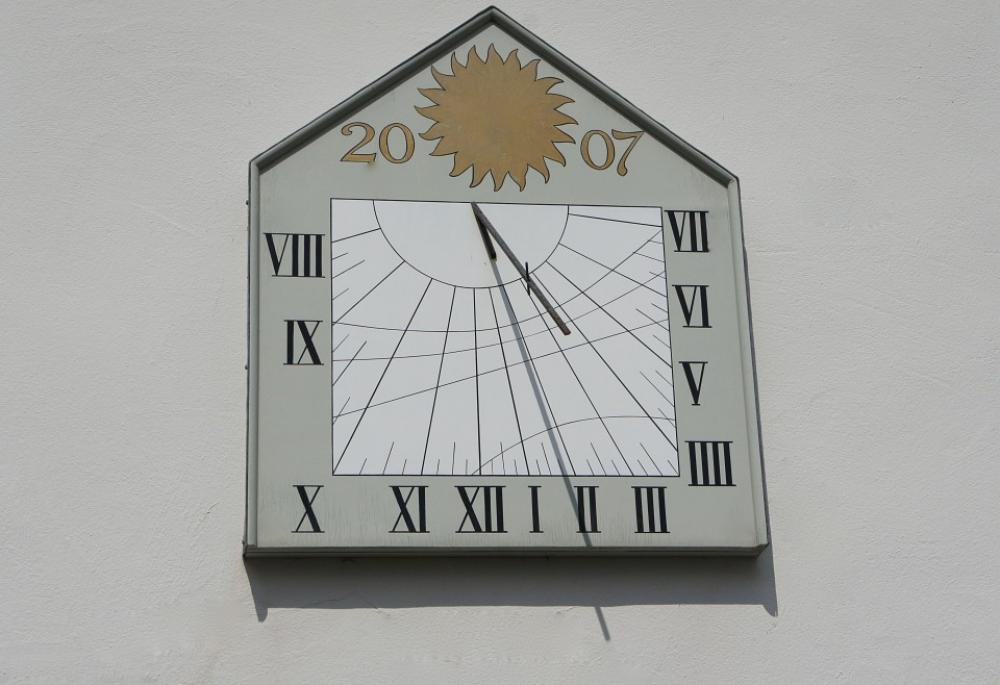 Thorpeness Suffolk Aldeburgh Cottage Sun Dial Thorpeness Suffolk Aldeburgh Cottage Sun Dial