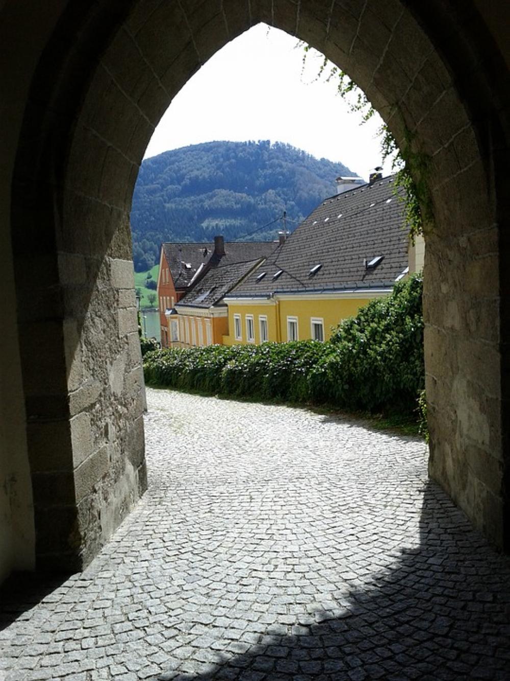 Wachau Arch Passage Away Patch Houses Eng Alley Wachau Arch Passage Away Patch Houses Eng Alley