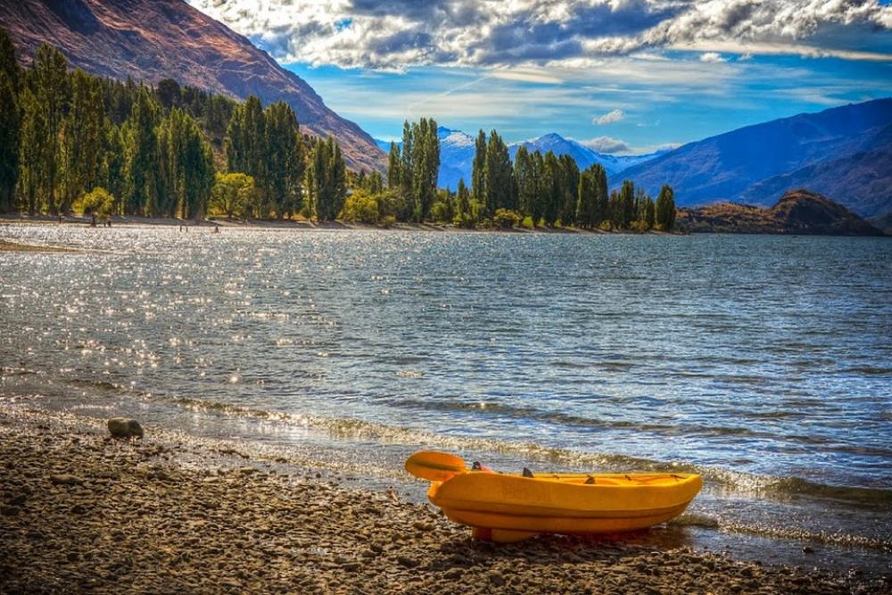Wanaka New Zealand Lake Wanaka Mountains Cloud Sky Wanaka New Zealand Lake Wanaka Mountains Cloud Sky