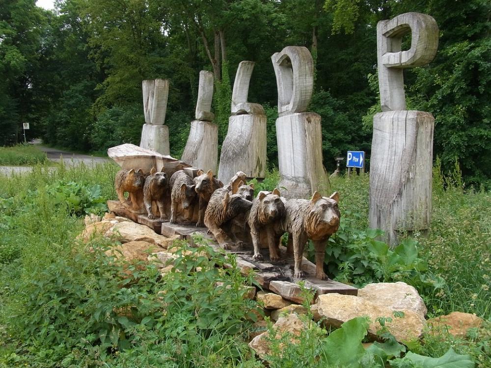 Wildlife Park Mergentheim Wood Sculpture Wolf Wildlife Park Mergentheim Wood Sculpture Wolf