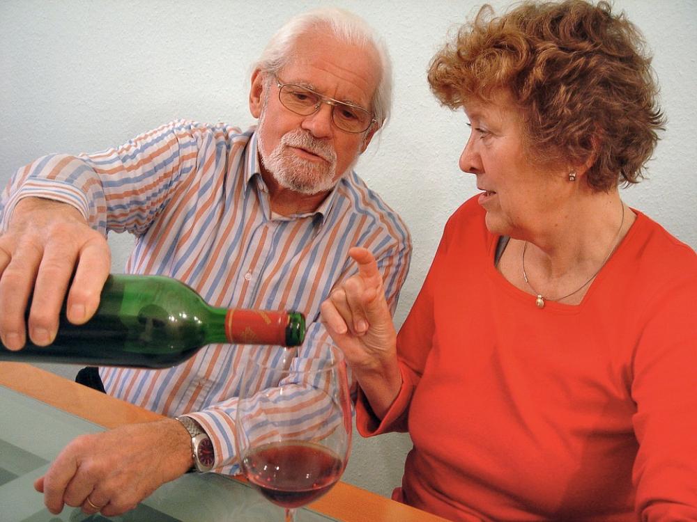 Wine Drink Wine Glass Give A Wine Bottle Red Wine Wine Drink Wine Glass Give A Wine Bottle Red Wine