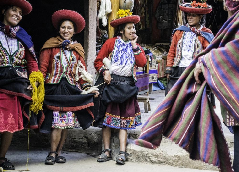 Women Person People Unmarried Weavers Collective Women Person People Unmarried Weavers Collective