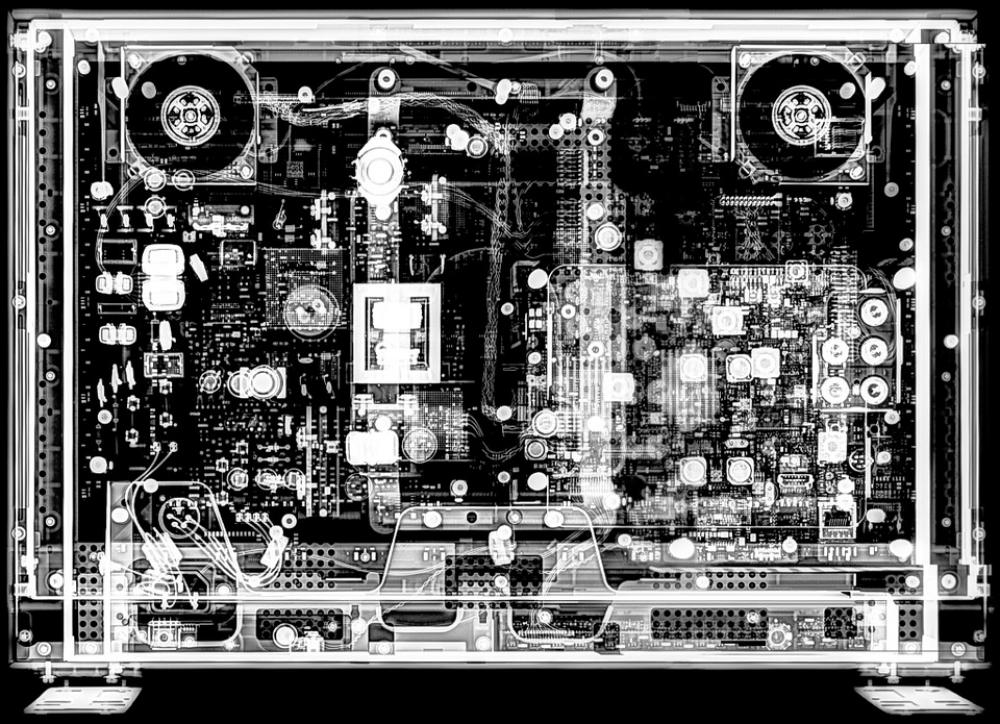 X-Ray Xray Technology Digital Cinema Monitor X-Ray Xray Technology Digital Cinema Monitor