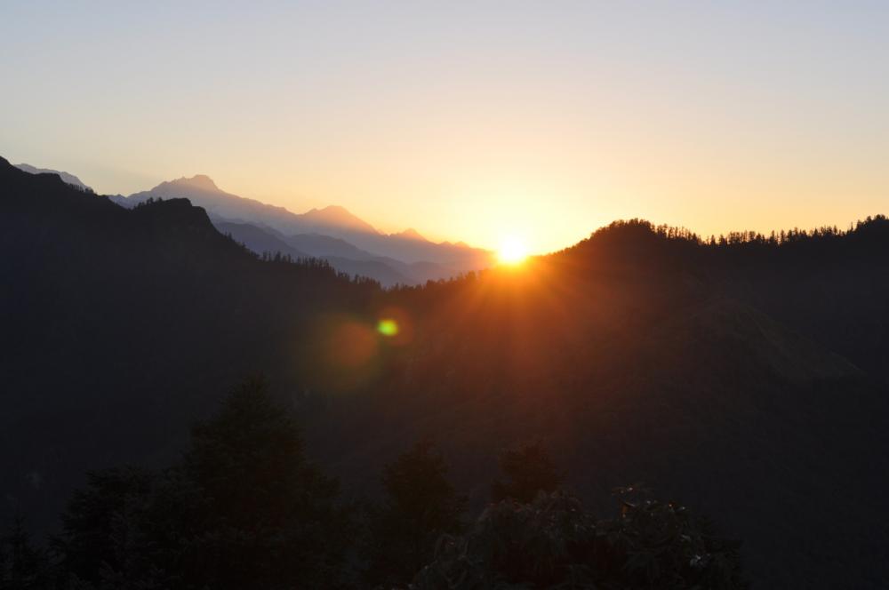 Sunrise on Poon Hill, Annapurna Region, Nepal Sunrise on Poon Hill, Annapurna Region, Nepal
