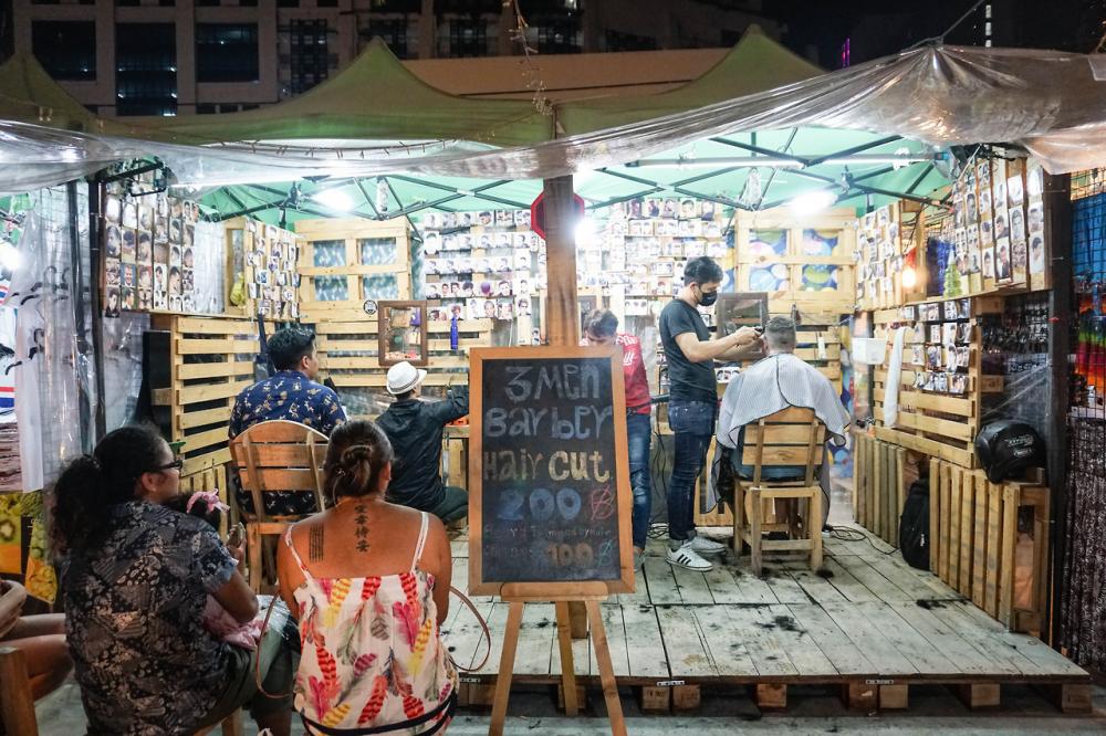 Barber, Bangkok, Thailand. Barber, Bangkok, Thailand.