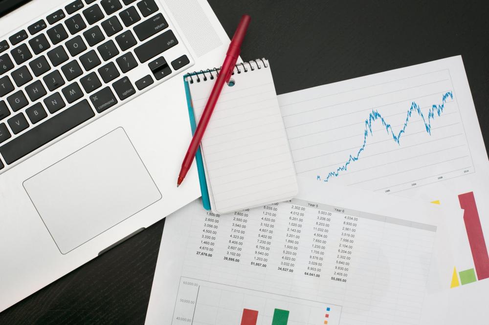 Making A Budget Tracking Finances Photo Making A Budget Tracking Finances Photo