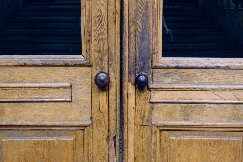 Double wooden doors Double wooden doors