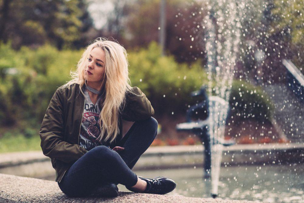 A girl at a fountain 2 A girl at a fountain 2