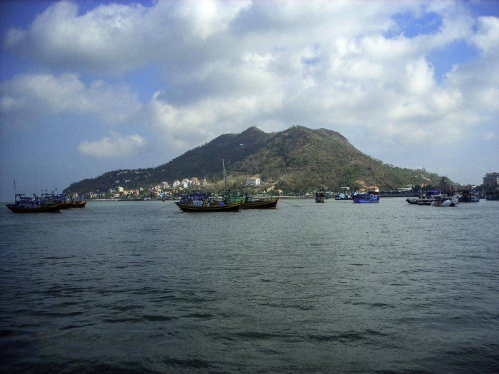 Núi Lớn in Vũng Tàu city in Vietnam free photo Núi Lớn in Vũng Tàu city in Vietnam free photo