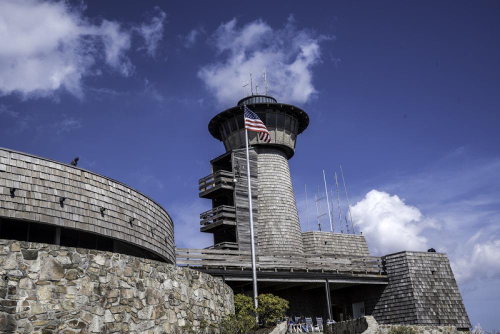 Brasstown Bald Tower in Chattahooche-Oconee National Forest, Georgia free photo Brasstown Bald Tower in Chattahooche-Oconee National Forest, Georgia free photo