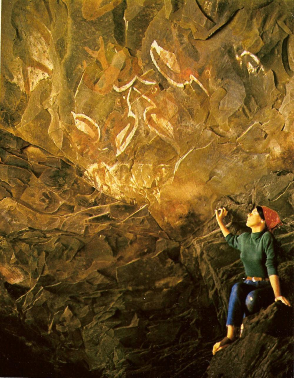 Easter Island Cave Paintings, Chile free photo Easter Island Cave Paintings, Chile free photo