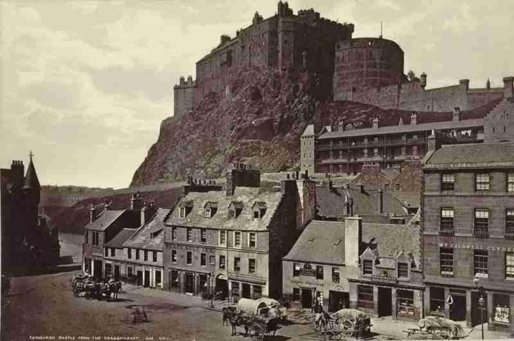 Edinburgh Castle from Grass Market free photo Edinburgh Castle from Grass Market free photo