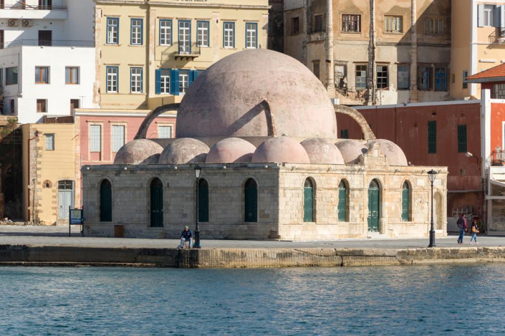 Küçük Hasan Pasha Mosque in Chania, Greece free photo Küçük Hasan Pasha Mosque in Chania, Greece free photo