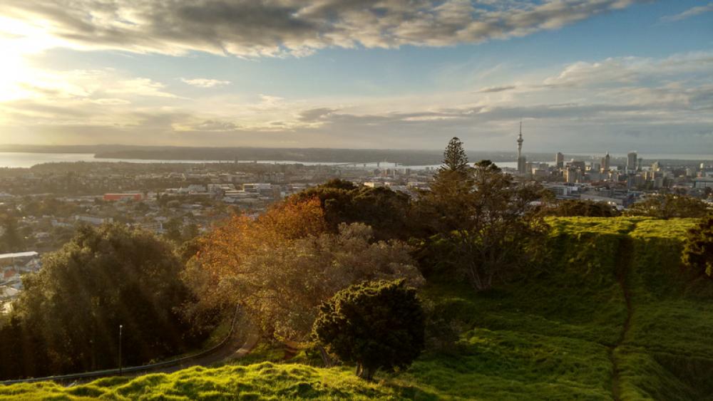 Landscape and cityscape with light from above in Auckland, New Zealand free photo Landscape and cityscape with light from above in Auckland, New Zealand free photo