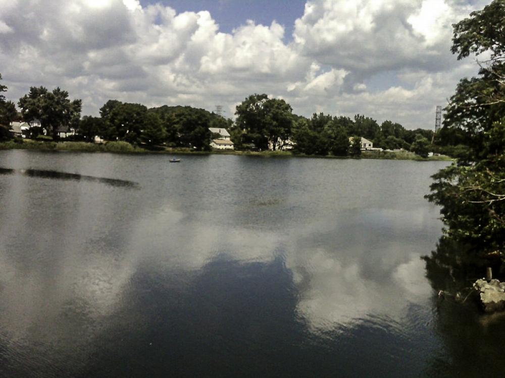 Landscape with lake in Bridgeport, Connecticut free photo Landscape with lake in Bridgeport, Connecticut free photo