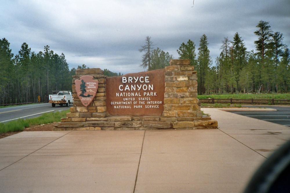 Sign of Bryce Canyon National Park, Utah free photo Sign of Bryce Canyon National Park, Utah free photo