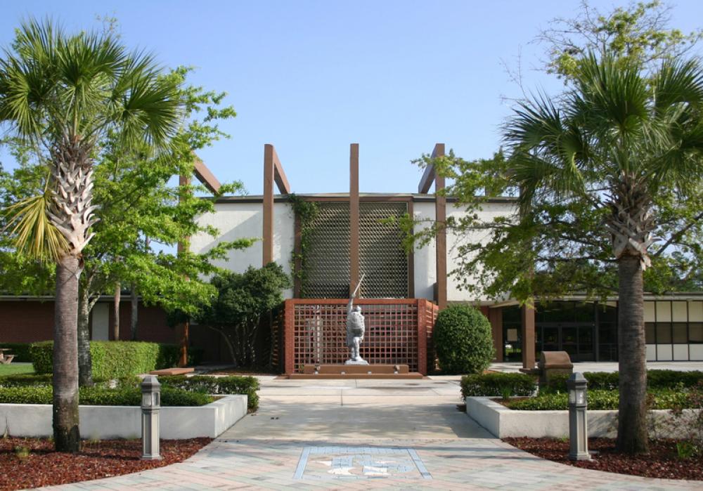 St. Johns River State College in Palatka, Florida free photo St. Johns River State College in Palatka, Florida free photo
