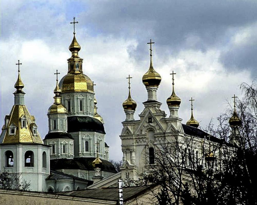 St. Pokrovsky Cathedral with bell tower and Ozeryanskaya church in Kharkiv, Ukraine free photo St. Pokrovsky Cathedral with bell tower and Ozeryanskaya church in Kharkiv, Ukraine free photo