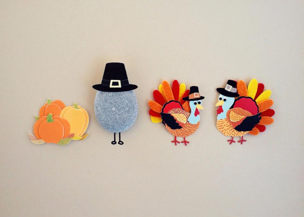 Turkey Art in pilgrim hats of Thanksgiving free photo Turkey Art in pilgrim hats of Thanksgiving free photo