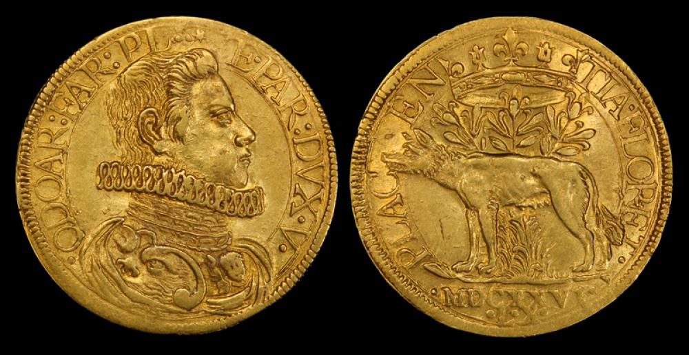 Two gold Doppie depicting Odoardo Farnese in Piacenza, Italy free photo Two gold Doppie depicting Odoardo Farnese in Piacenza, Italy free photo