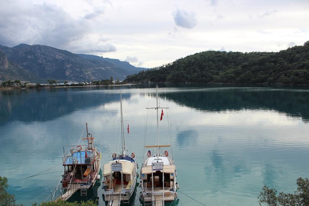 Boat Oludeniz Blue Fethiye Beach Turkey Mountains Boat Oludeniz Blue Fethiye Beach Turkey Mountains