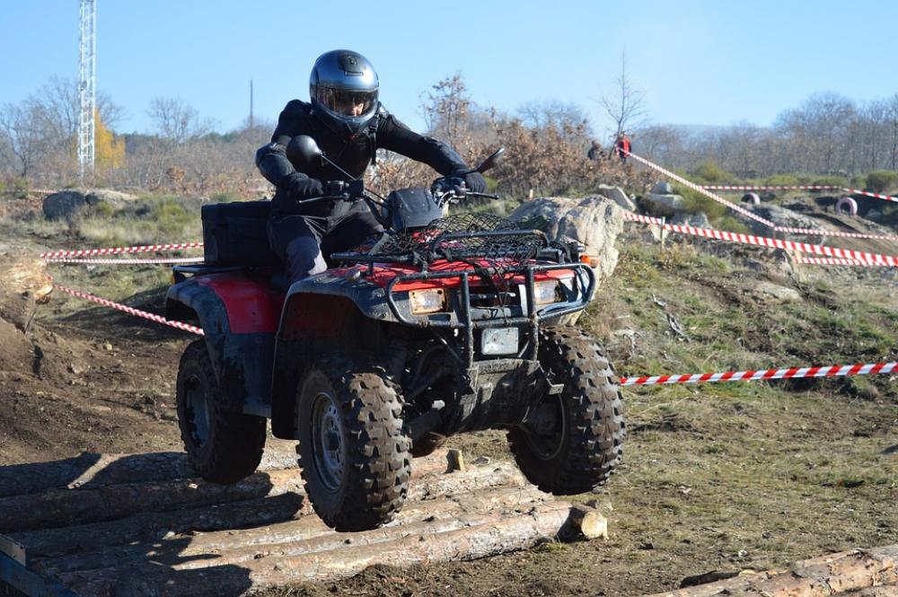 Car Lead Transport Vehicle Adventure Car Lead Transport Vehicle Adventure