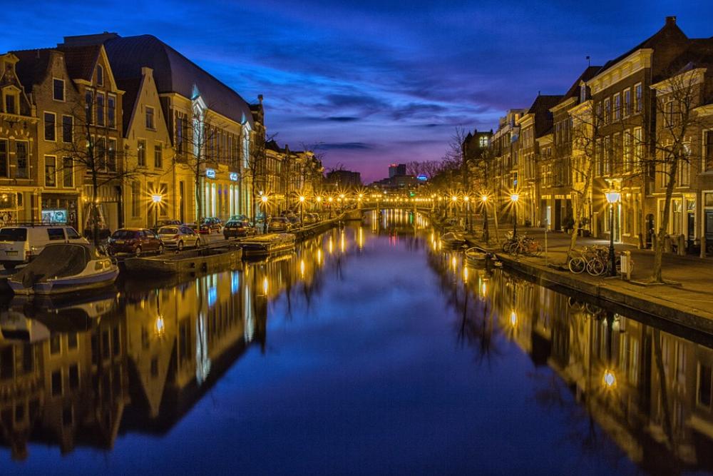 City Night Waterway Channel Night Sky Lights City Night Waterway Channel Night Sky Lights