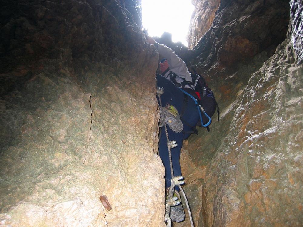 Climbing Mountaineer Brother Tunnel Climbing Mountaineer Brother Tunnel