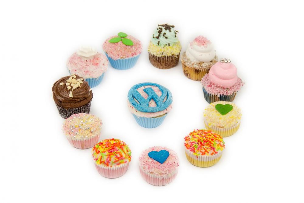 Cupcakes Sweets Sweet Bakery Delicious Cream Cupcakes Sweets Sweet Bakery Delicious Cream