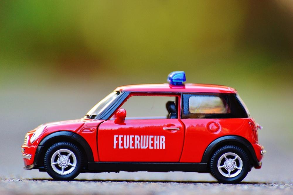 Fire Mini Cooper Auto Model Car Red Blue Light Fire Mini Cooper Auto Model Car Red Blue Light