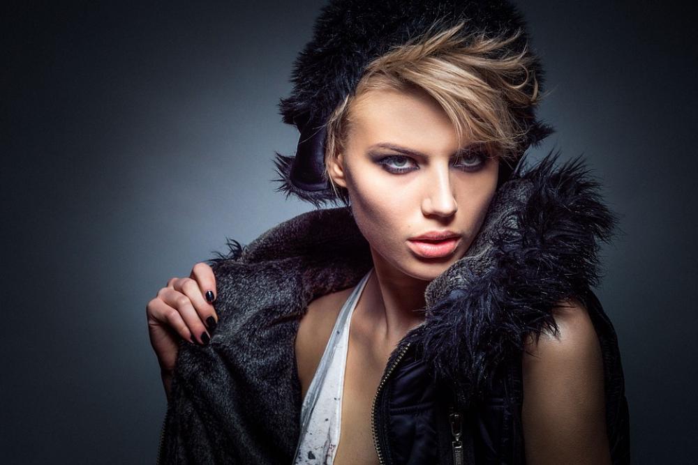 Model Fashion Glamour Girl Female Portrait Studio Model Fashion Glamour Girl Female Portrait Studio
