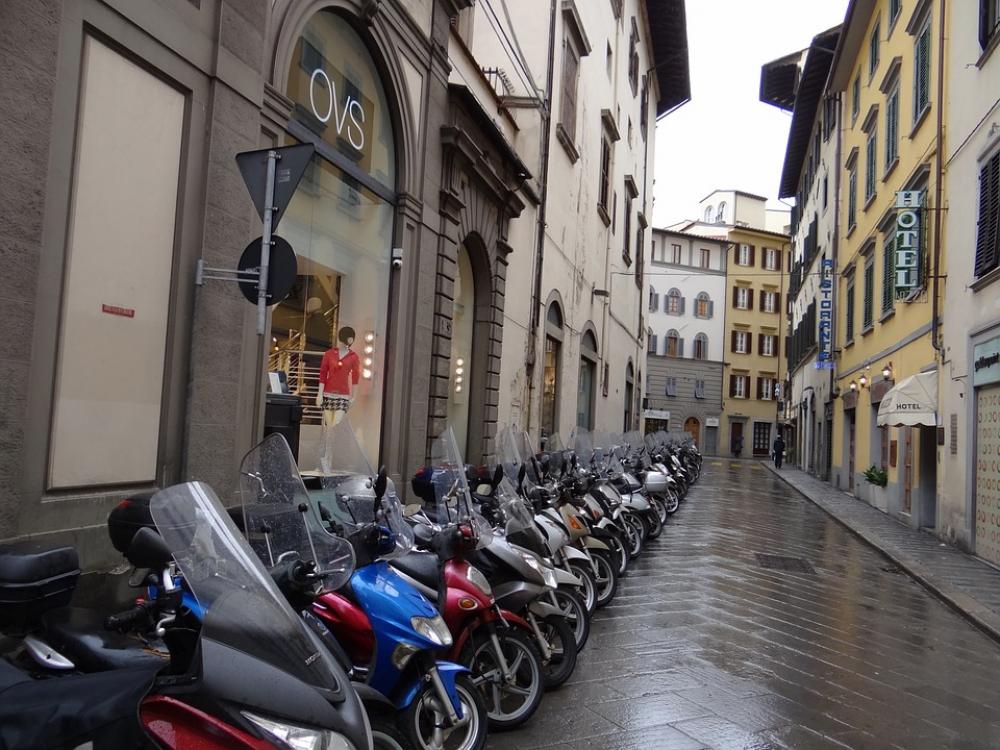 Motor Scooter Road Wet Rain Rainy Florence Motor Scooter Road Wet Rain Rainy Florence
