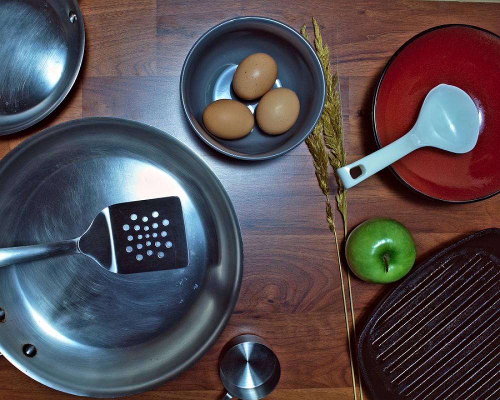 Pan Eggs Food Kitchen Dish Cook Spatula Apple Pan Eggs Food Kitchen Dish Cook Spatula Apple