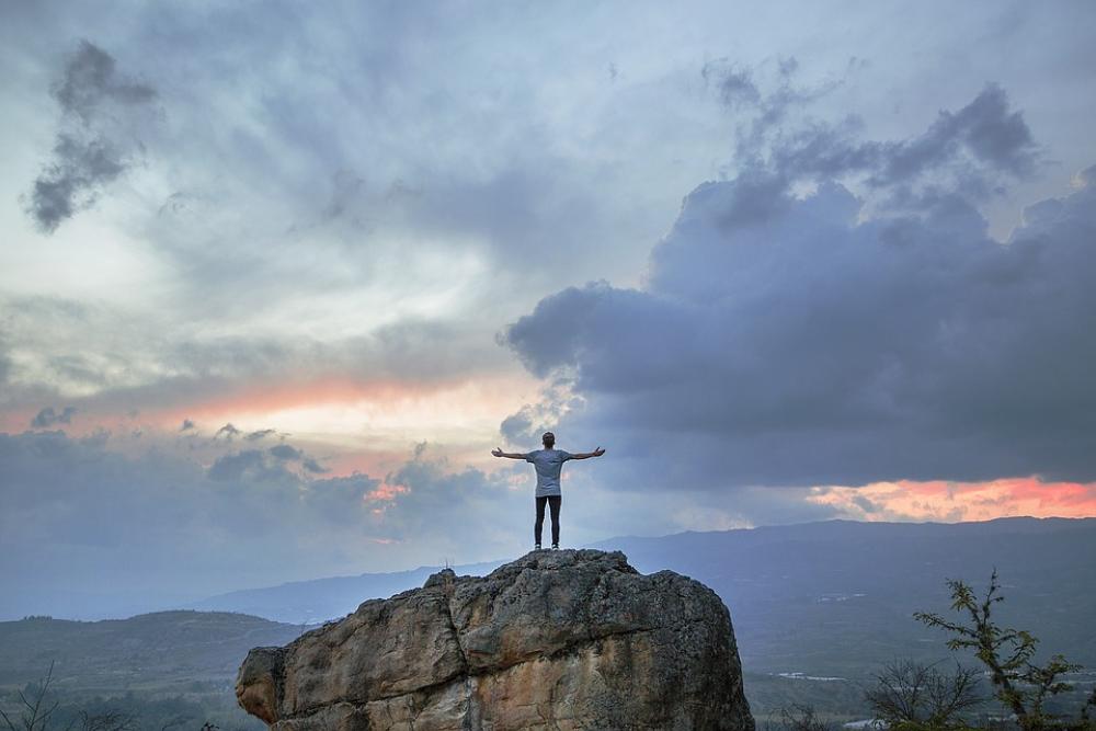 Person Top Rock Boulder Top View Outdoor Nature Person Top Rock Boulder Top View Outdoor Nature