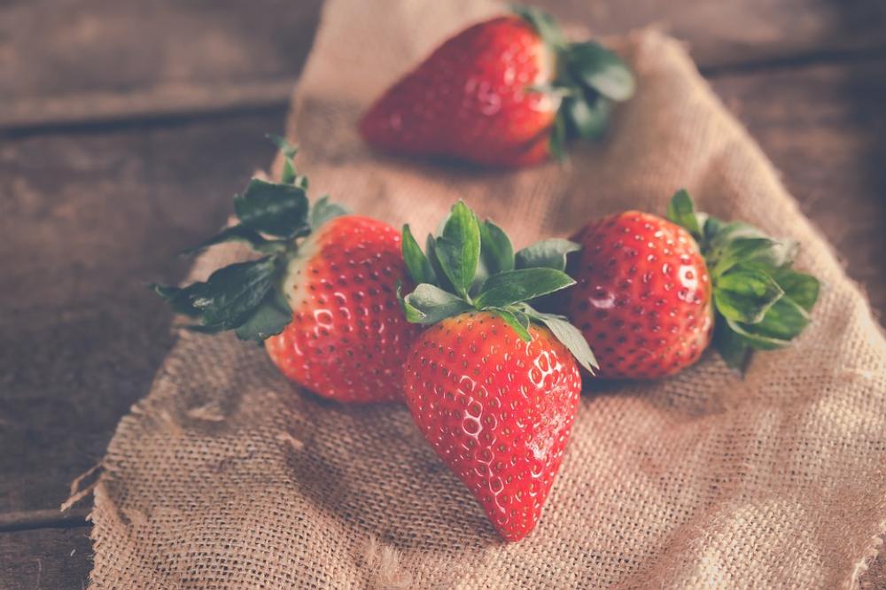 Strawberries Fruit Ripe Food Diet Snack Delicious Strawberries Fruit Ripe Food Diet Snack Delicious