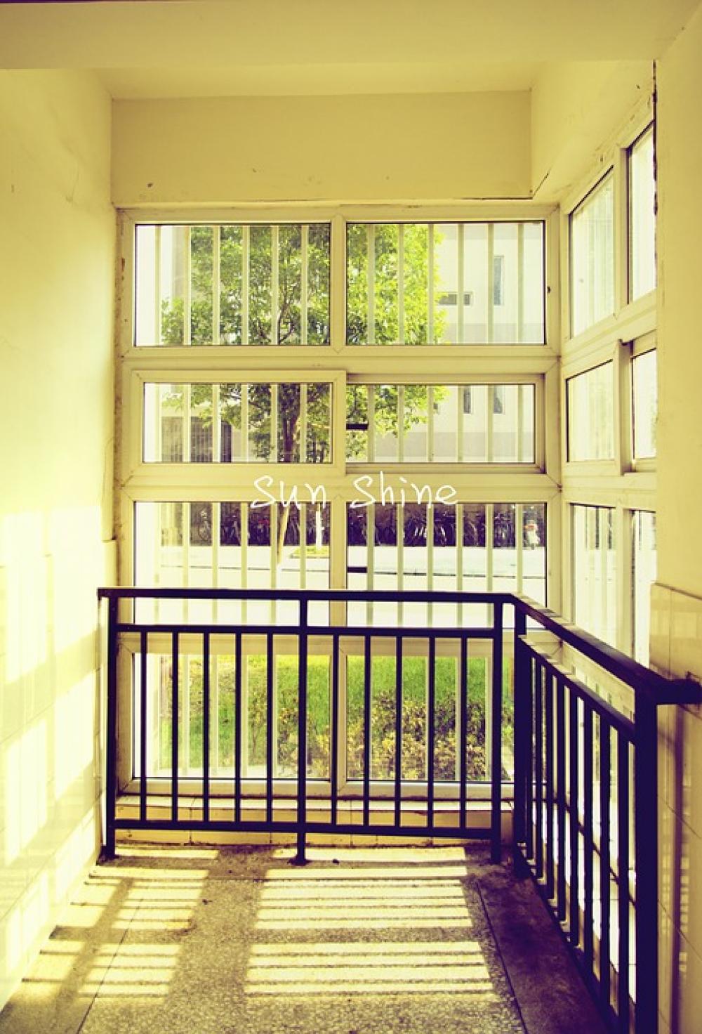 Sunshine Balcony Warm Sunshine Balcony Warm