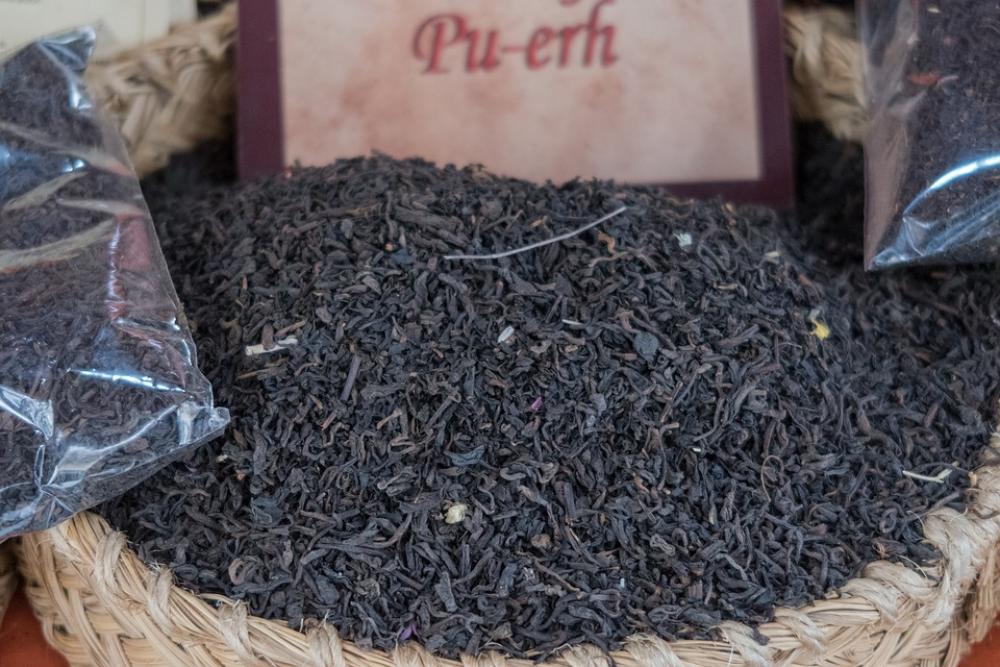 Tea Pu-Erh Brown Pu-Er China Dried Market Drink Tea Pu-Erh Brown Pu-Er China Dried Market Drink