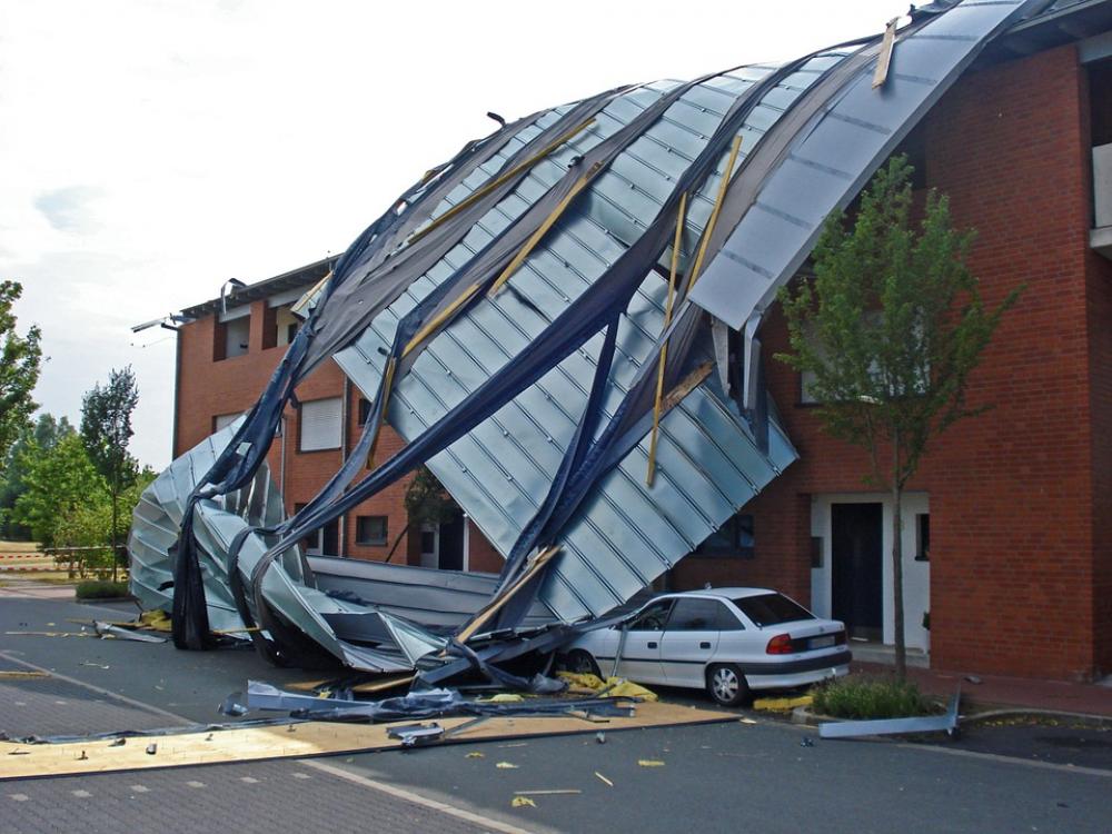 Tornado Storm Forward Winter Storm Roof Tornado Storm Forward Winter Storm Roof
