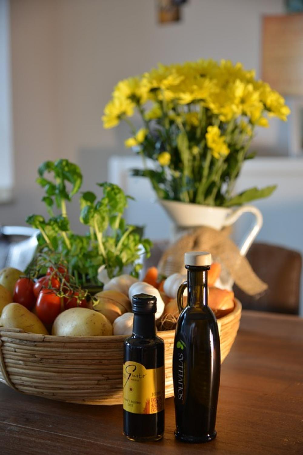 Vinegar Food Oil Vegetables Tomatoes Potatoes Vinegar Food Oil Vegetables Tomatoes Potatoes